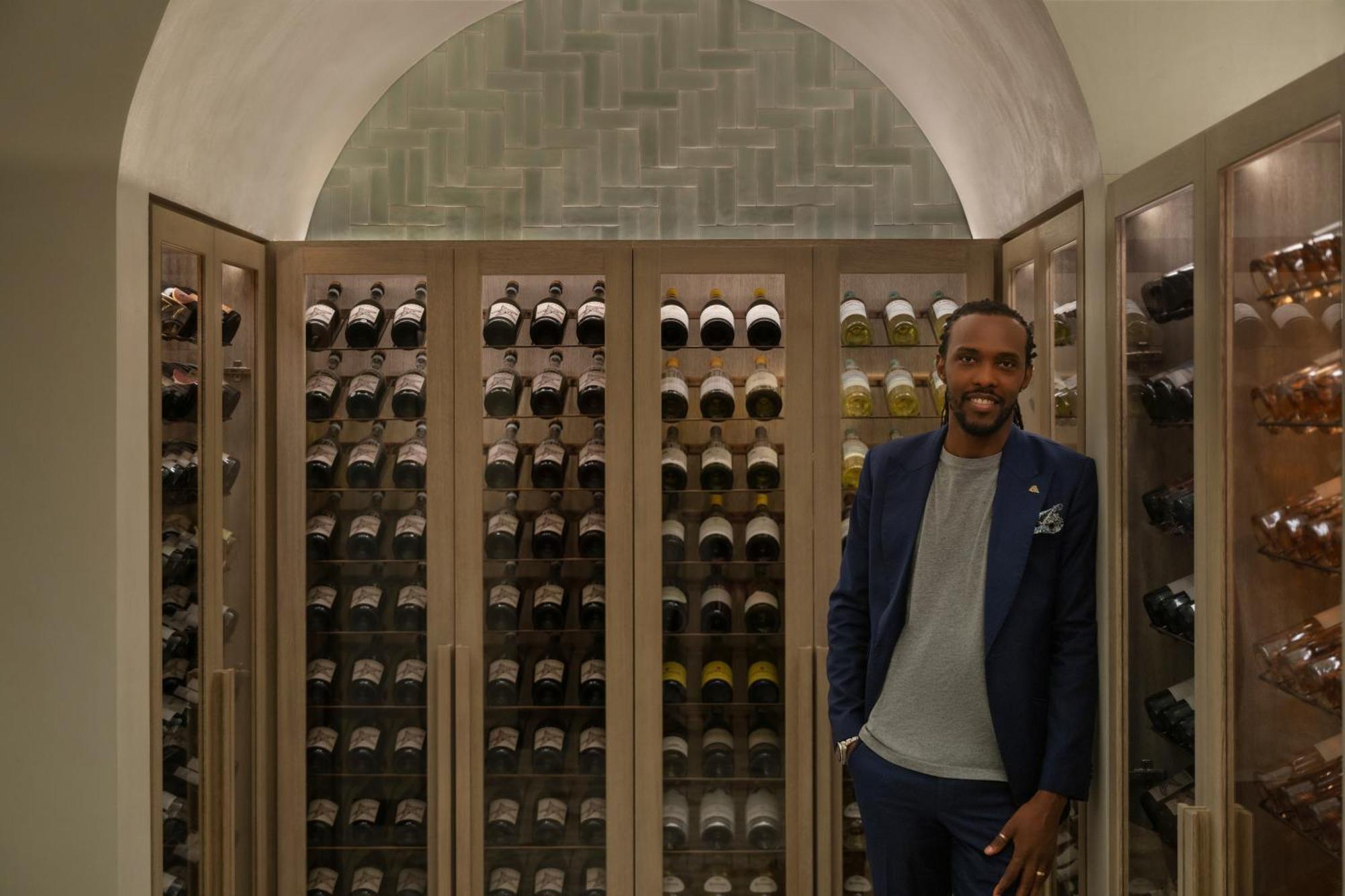 ホテル シーザーズ パレス ブルーウォーターズ ドバイ エクステリア 写真 Wine cellar at the Ritz-Carlton, DIFC, Dubai
