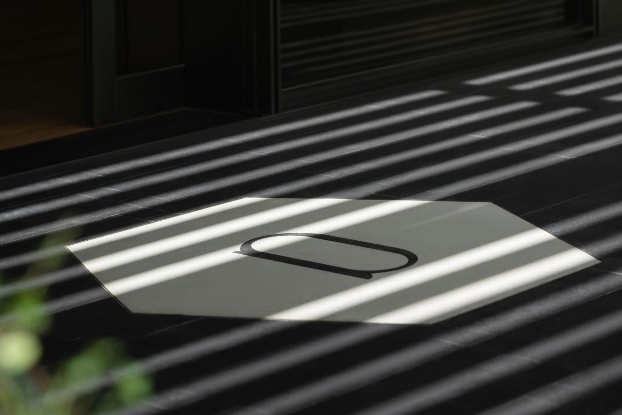 ホテル シーザーズ パレス ブルーウォーターズ ドバイ エクステリア 写真 The logo of the museum